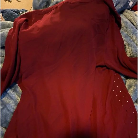 Lightweight see through top - Picture 2 of 3